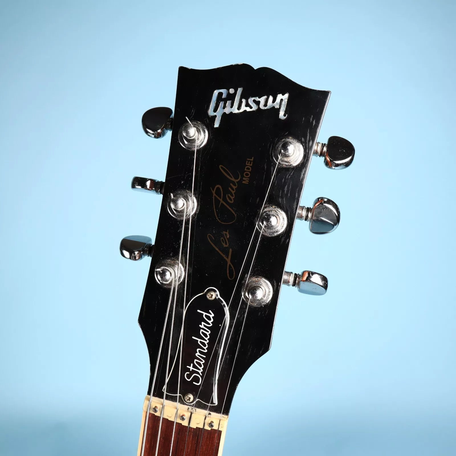 Guitar 1998 Gibson Les Paul Standard Sunburst Electric Guitar with Gibson Hard Case guitar